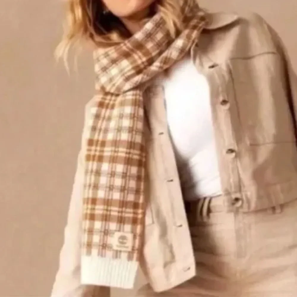 NWT Timberland Buffalo Plaid Knit‎ Scarf Cozy Logo Checkered Tan Cream